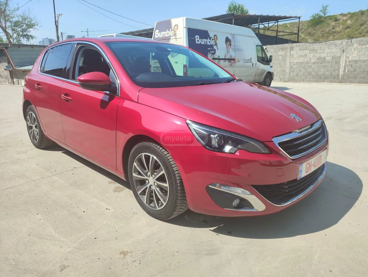 Peugeot 308 - фото 1