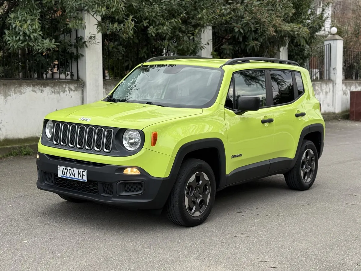Jeep Renegade - фото 1
