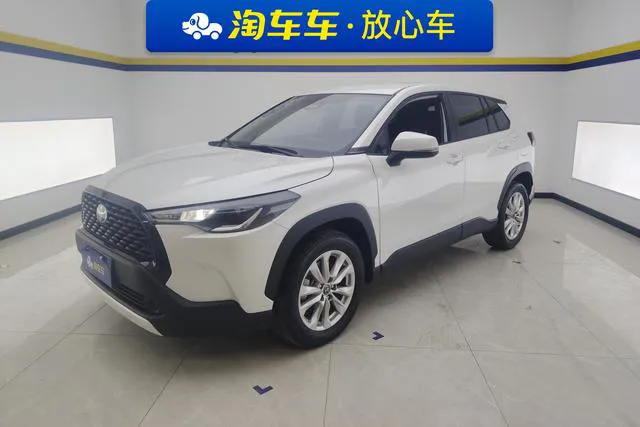 Toyota Corolla Cross - фото 1