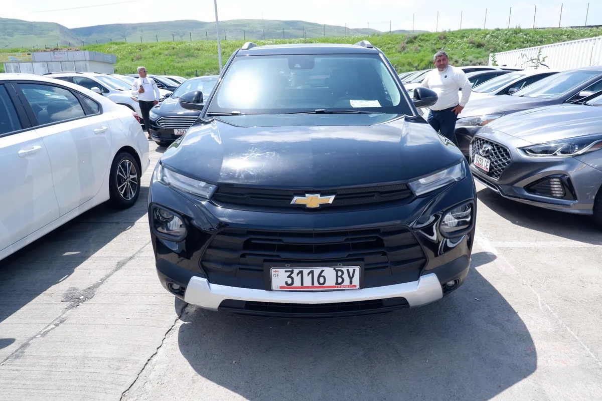 Chevrolet Trailblazer - фото 1