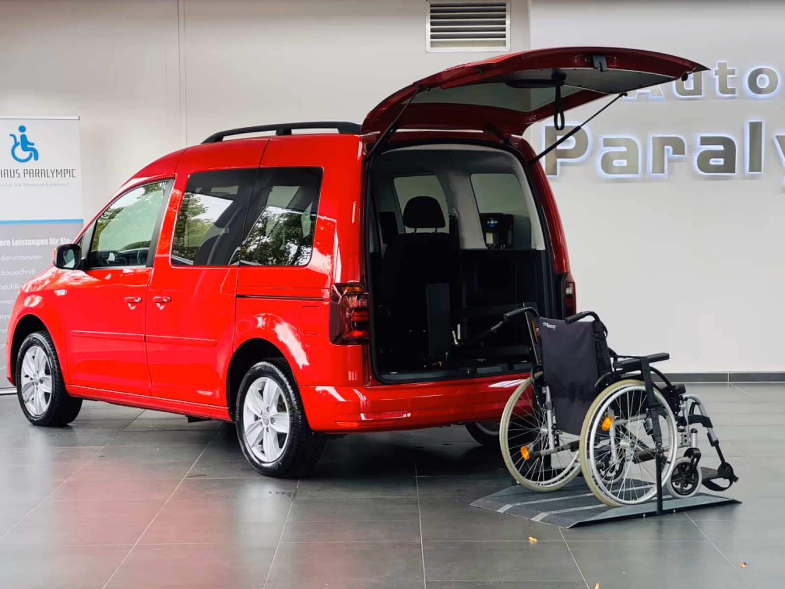 Volkswagen Caddy - фото 1