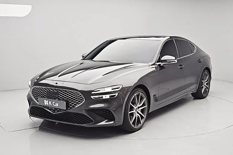 Genesis G70 - фото 1