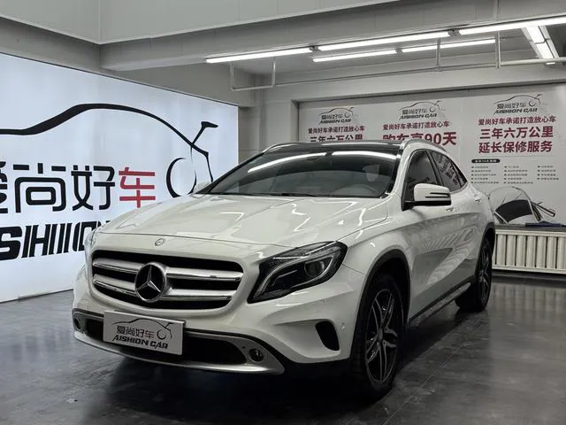 Mercedes-Benz GLA - фото 1