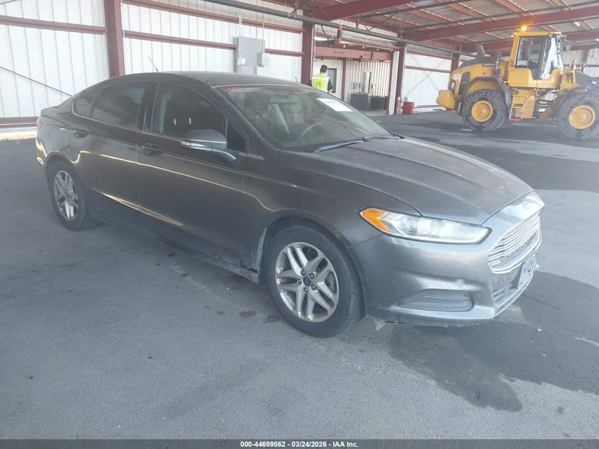 FORD FUSION SE - фото 1