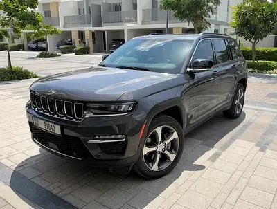 Jeep Grand Cherokee - фото 1