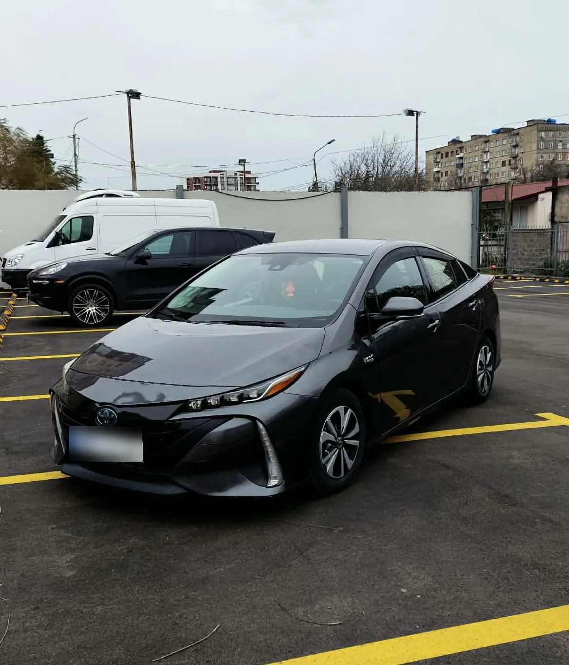 Toyota Prius Prime - фото 1