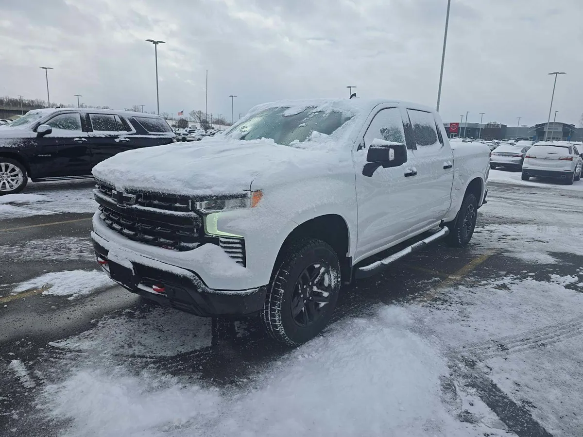 Chevrolet Silverado 1500 LT Trail Boss - фото 1