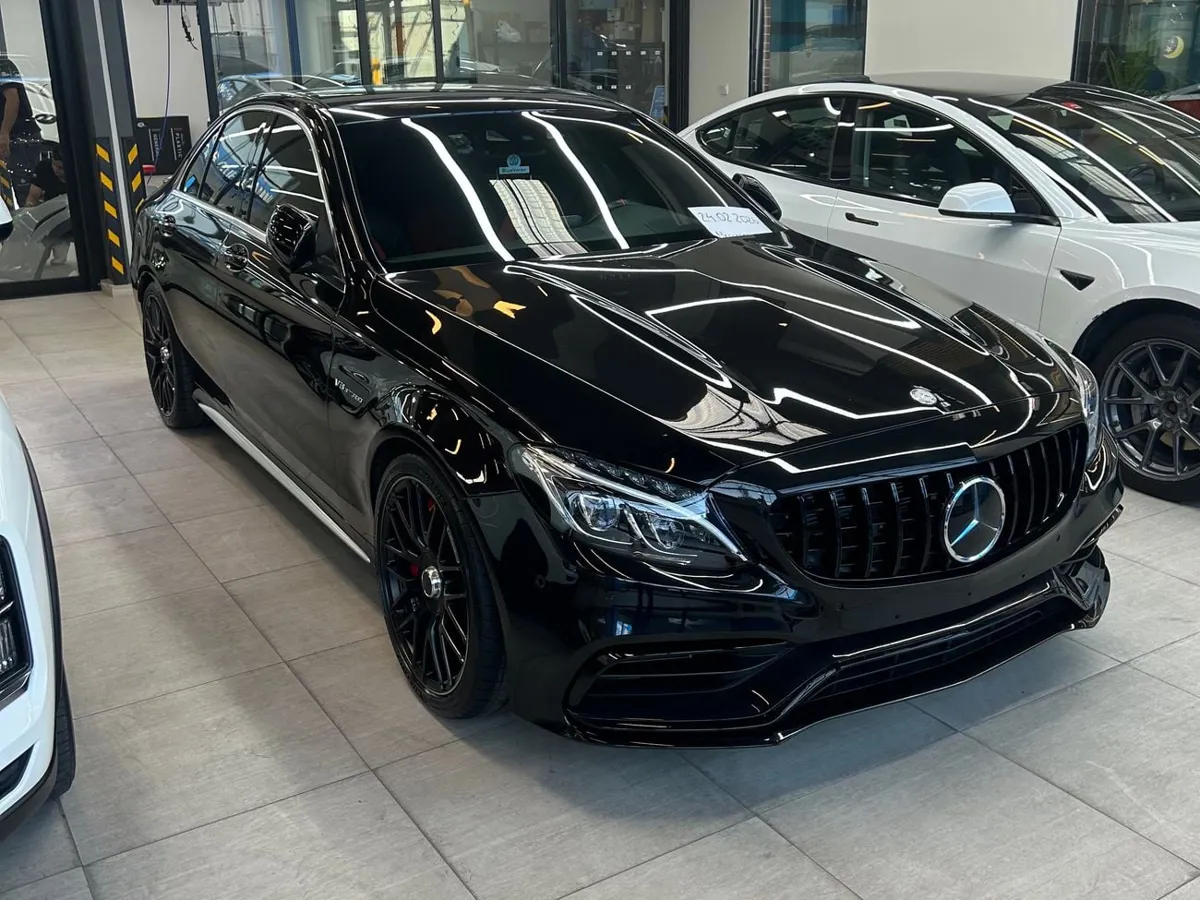 Mercedes-Benz C 63S AMG - фото 1