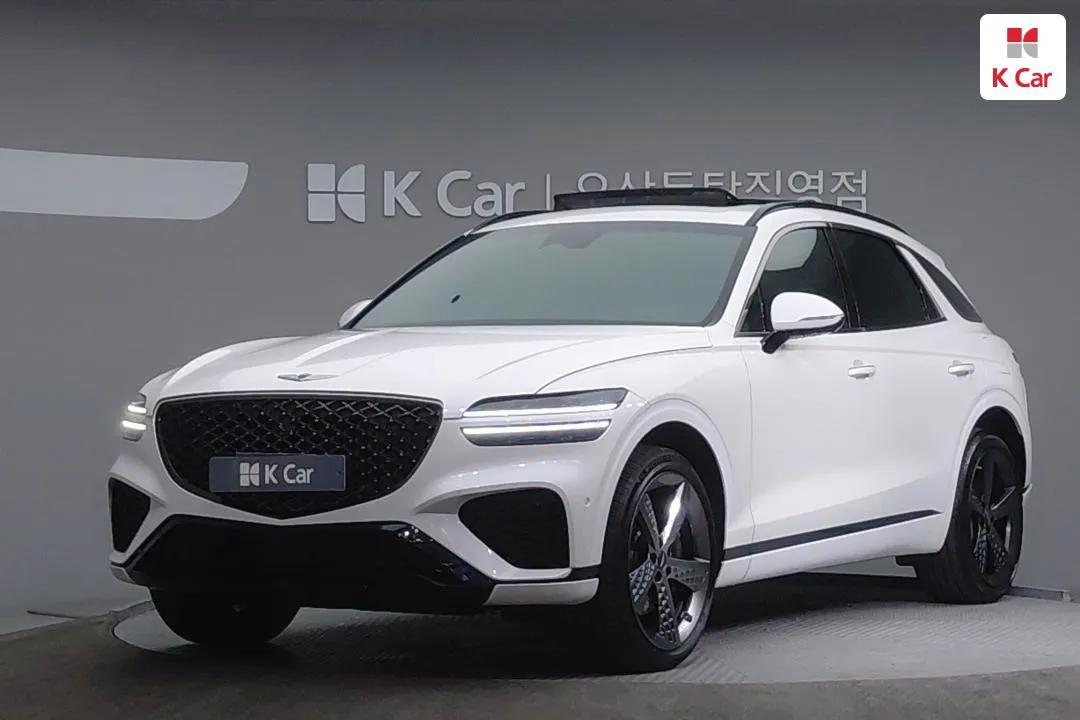 Genesis GV70 - фото 1