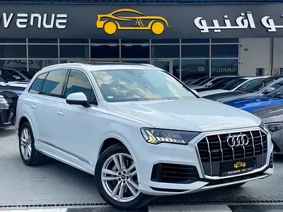 Audi Q7 - фото 1