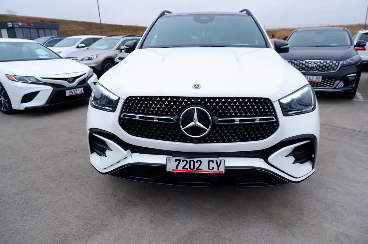 Mercedes-Benz GLE 350 - фото 1