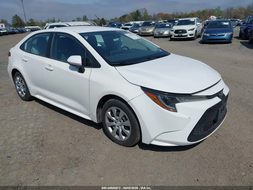 TOYOTA COROLLA LE - фото 1