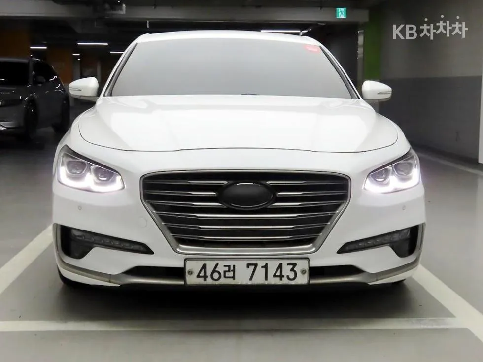 Hyundai 그랜저IG 디젤 2.2 프리미엄 스페셜 - фото 1