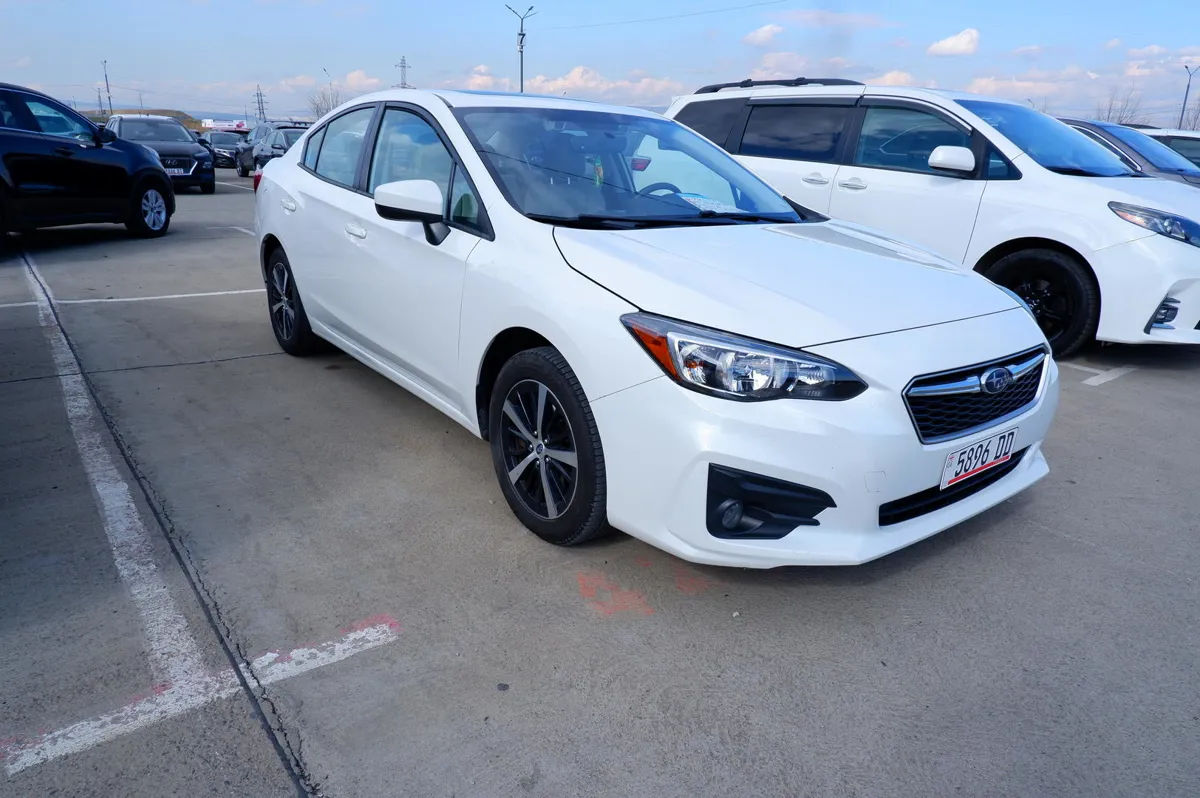 Subaru Impreza - фото 1