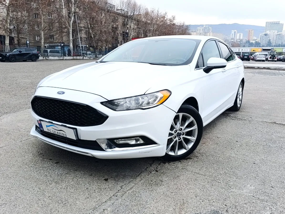 Ford Fusion - фото 1