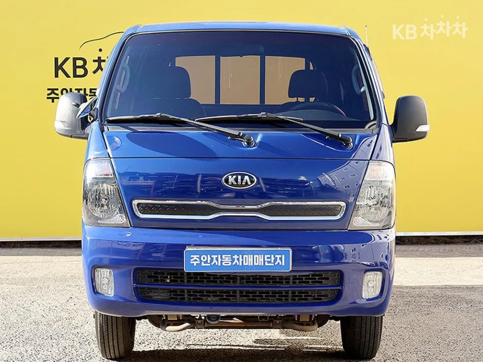 Kia 봉고3 1.2톤 초장축 킹캡 CRDi 노블레스 - фото 1