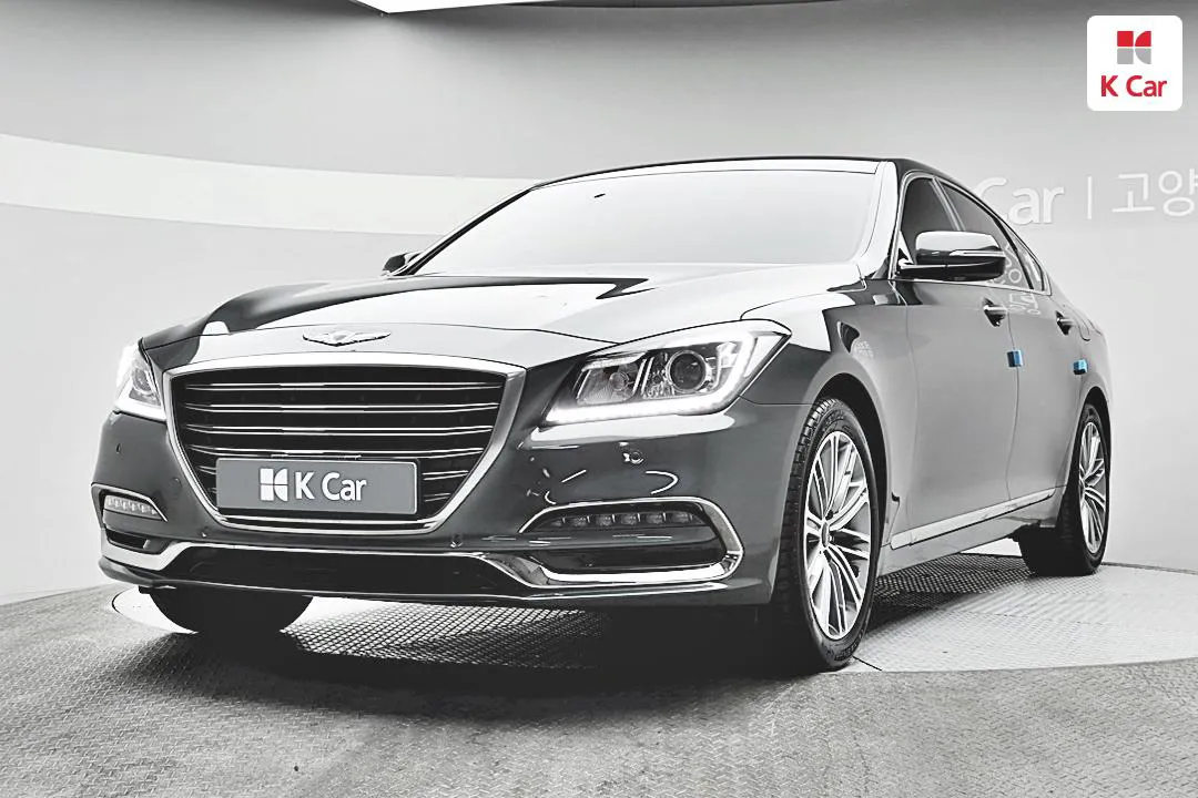 Genesis G80 - фото 1