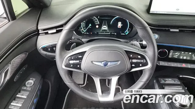 Genesis GV70 - фото 1