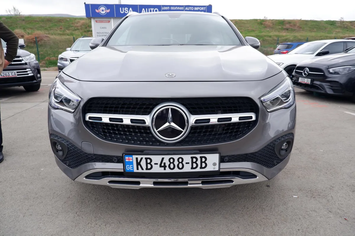 Mercedes-Benz GLA 250 - фото 1