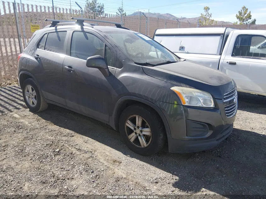 CHEVROLET TRAX LT - фото 1