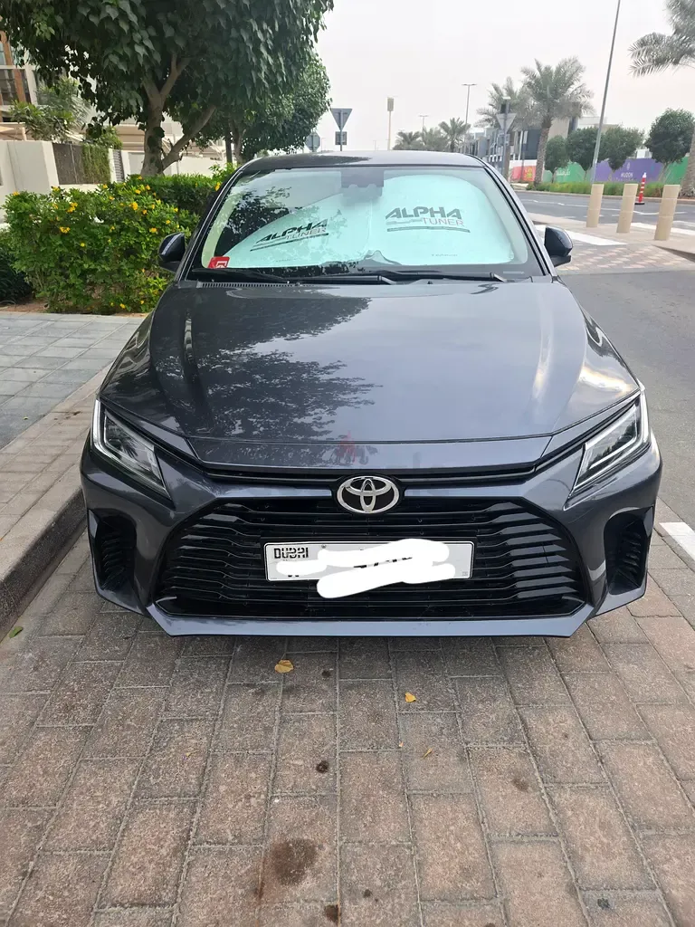 Toyota Yaris - фото 1