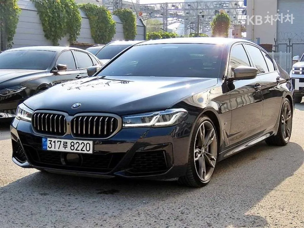 BMW 올뉴5시리즈 (G30) M550i xDrive - фото 1