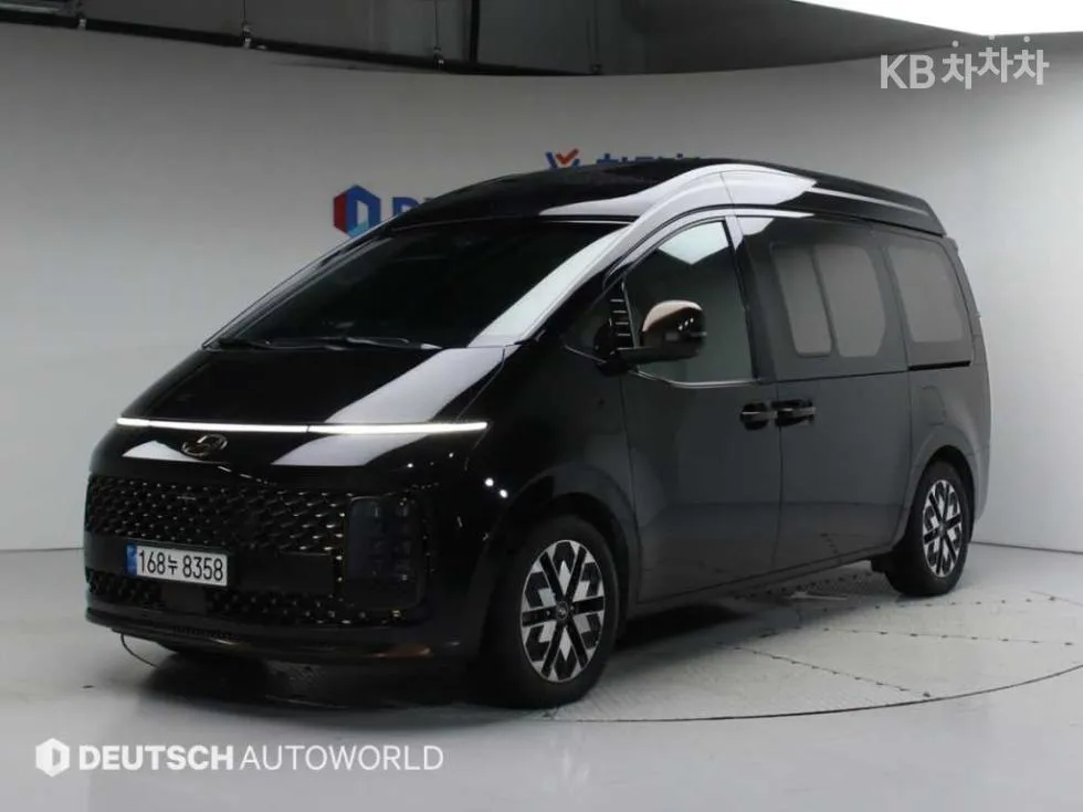 Hyundai 스타리아 라운지 리무진 9인승 2.2 AWD Inspiration - фото 1