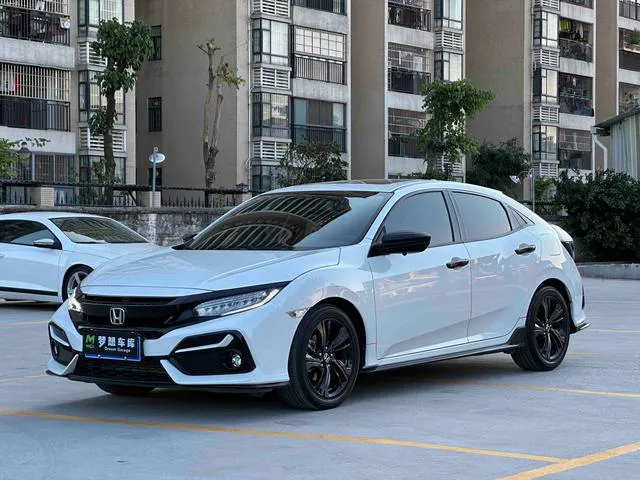 Honda Civic - фото 1