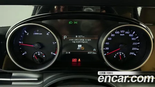 Kia Canival - фото 1