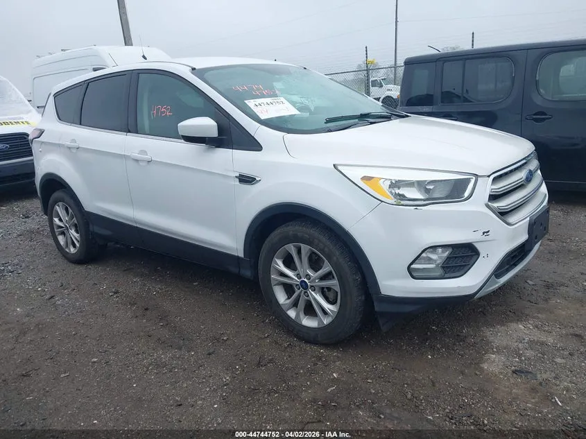 FORD ESCAPE SE - фото 1