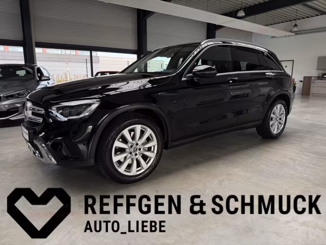 Mercedes-Benz GLC 200 - фото 1