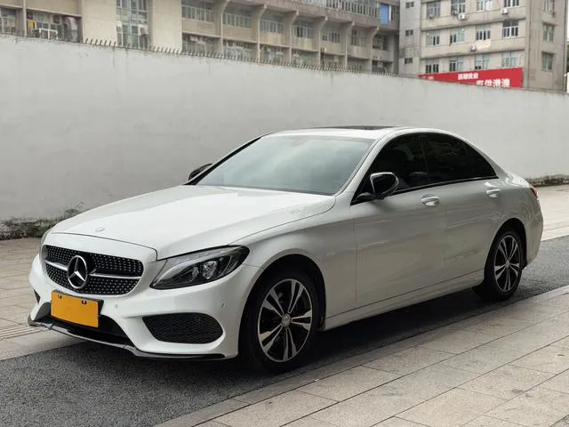 Mercedes-Benz C-Class - фото 1