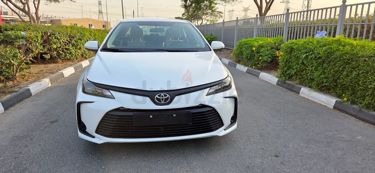 Toyota Corolla - фото 1