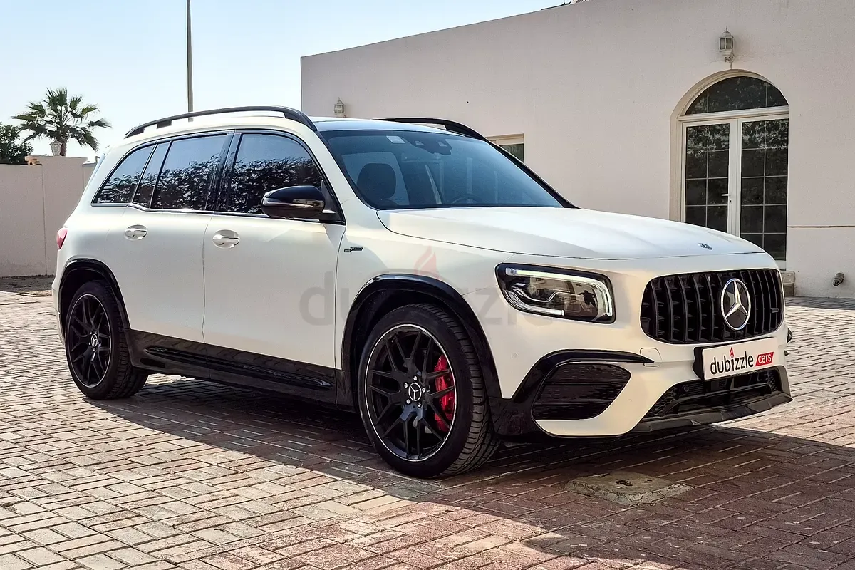 Mercedes-Benz GLB - фото 1