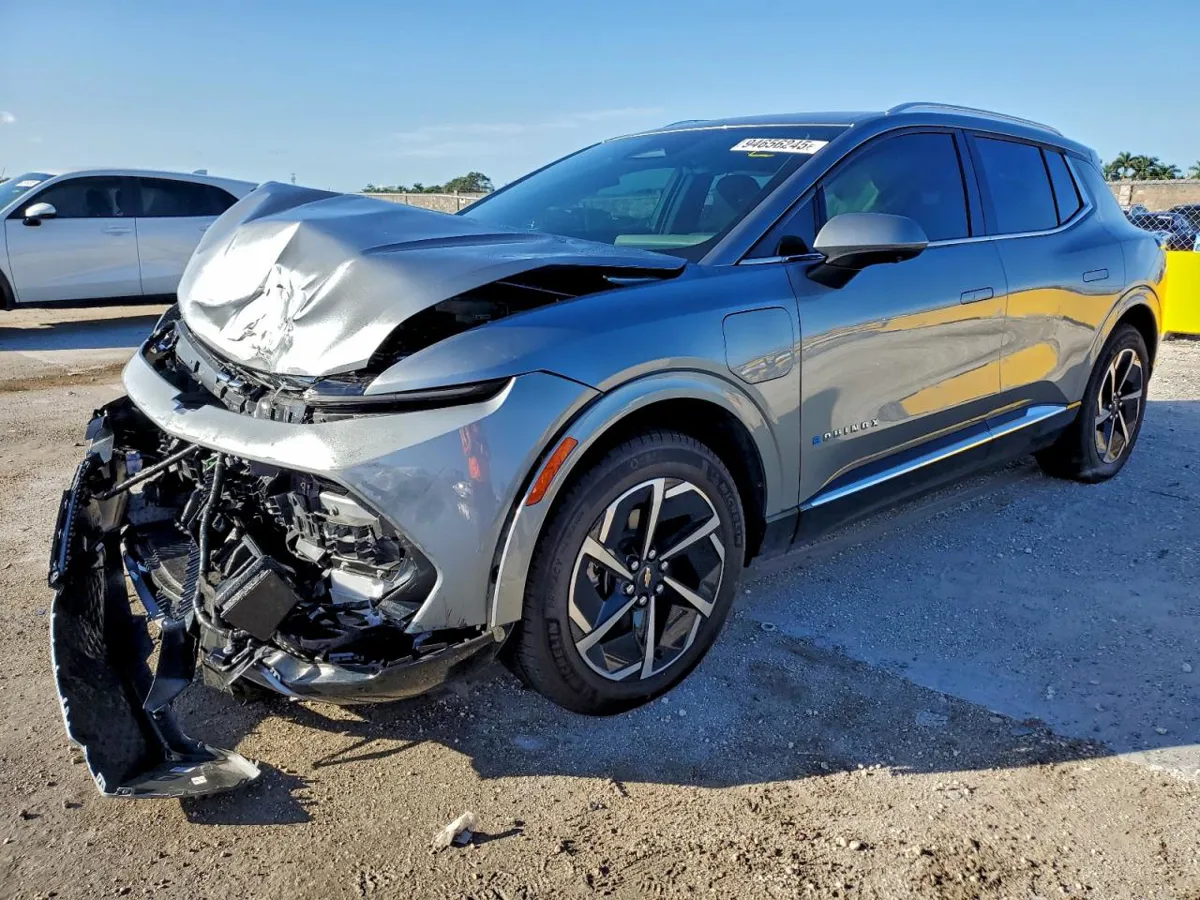 CHEVROLET EQUINOX - фото 1