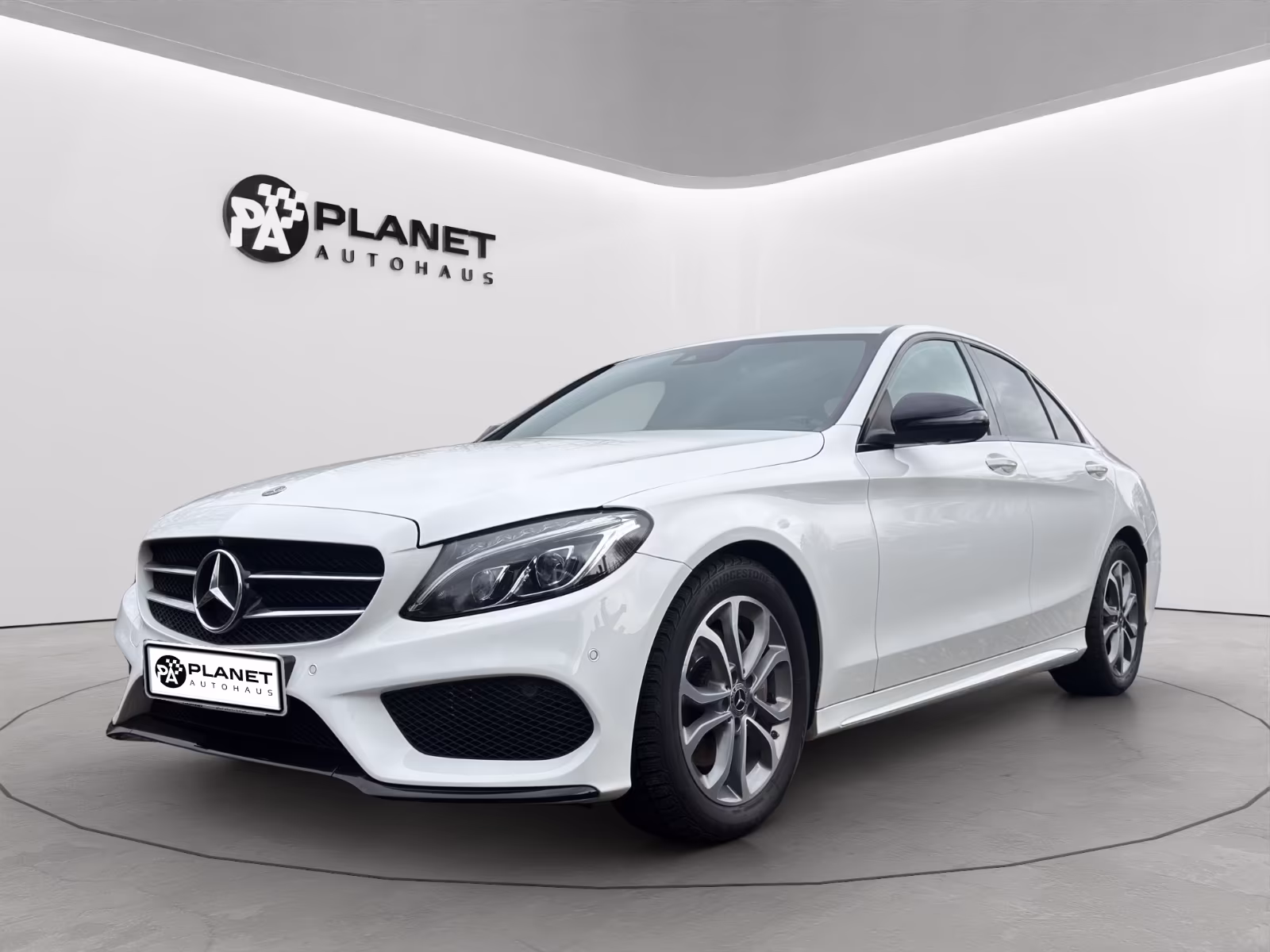 Mercedes-Benz C 180 - фото 1