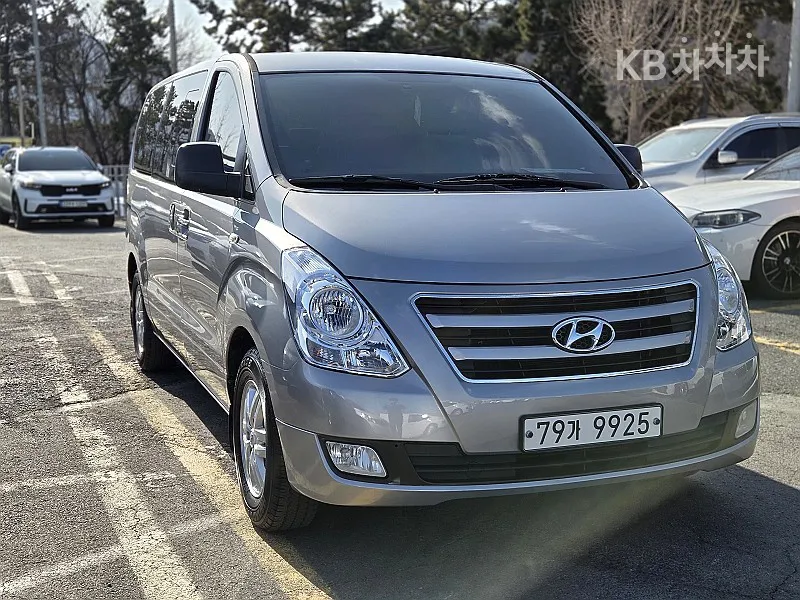Hyundai 그랜드스타렉스 12인승 왜건 CVX 스마트 - фото 1
