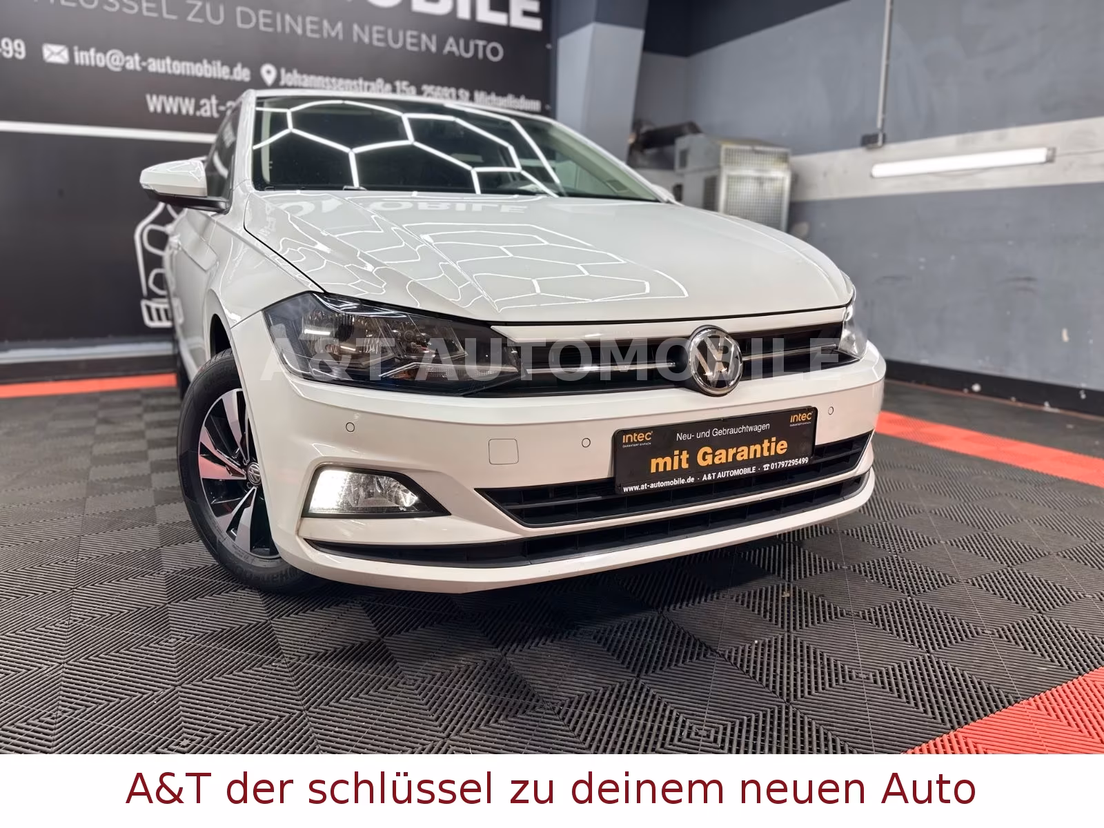 Volkswagen Polo - фото 1