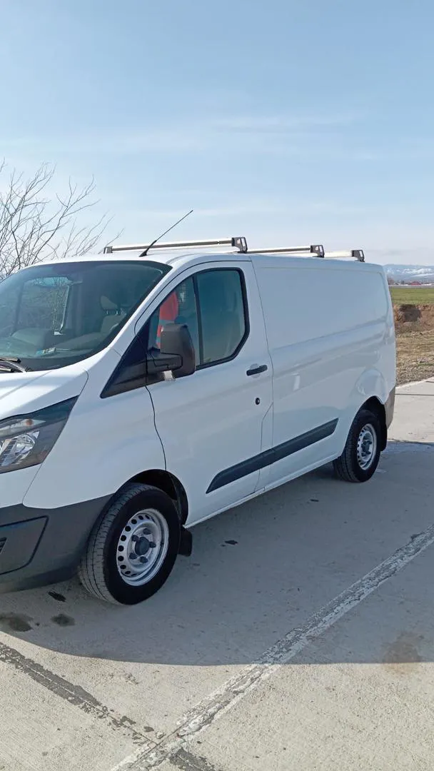 Ford Transit - фото 1