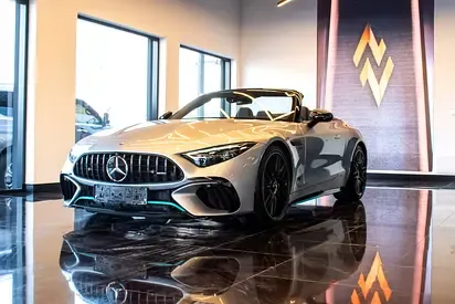 Mercedes-Benz SL-Class - фото 1