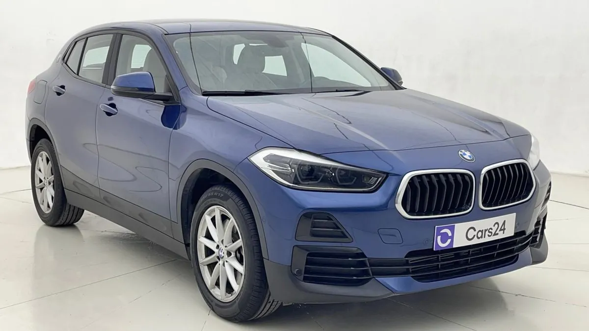 BMW X2 - фото 1