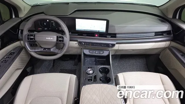 Kia Canival - фото 1