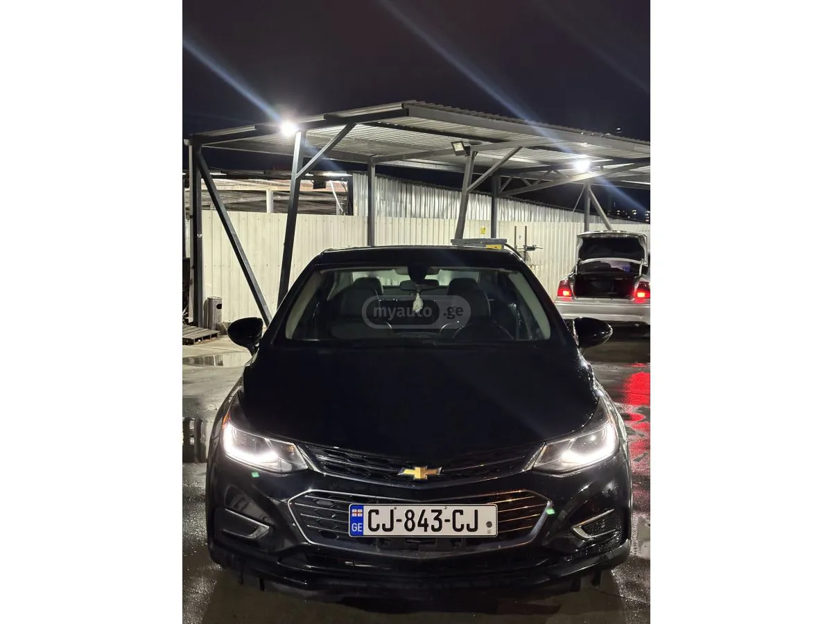 Chevrolet Cruze - фото 1