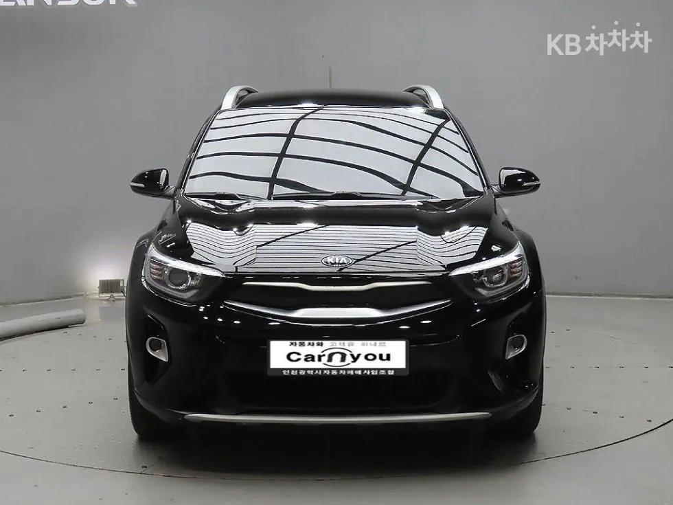 Kia 스토닉 디젤 1.6 VGT 트렌디 - фото 1