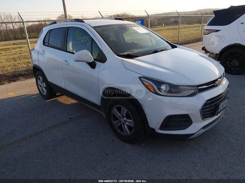 Chevrolet Trax - фото 1