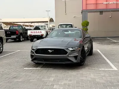 Ford Mustang - фото 1