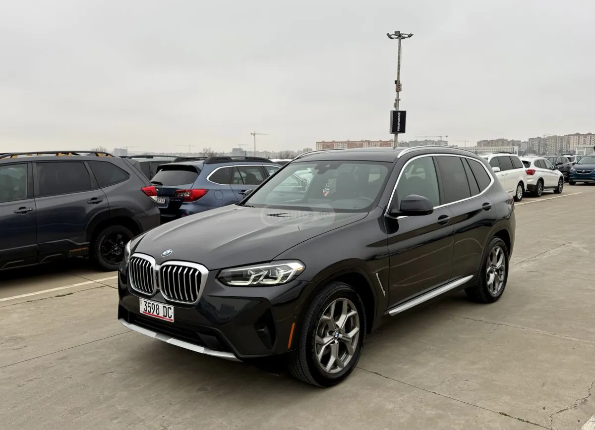 BMW X3 - фото 1