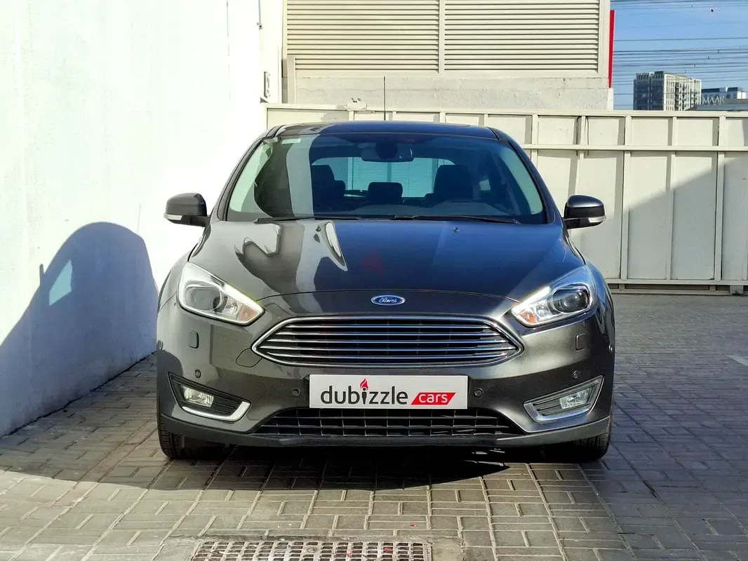 Ford Focus - фото 1