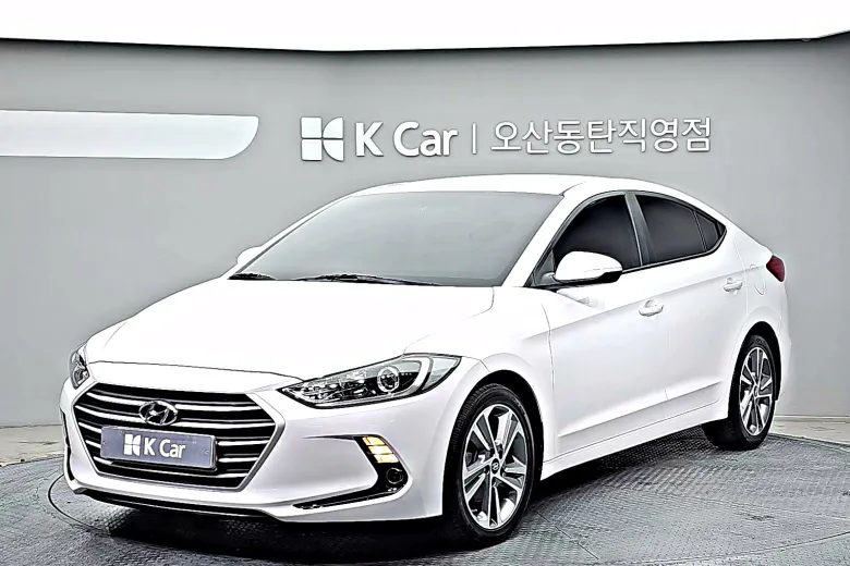Hyundai 아반떼 - фото 1
