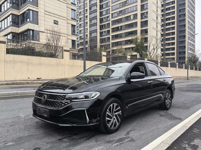 Volkswagen Lan Yi - фото 1